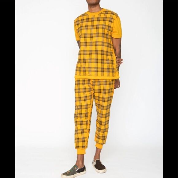 - Aries Tee - Picture 1 of 4